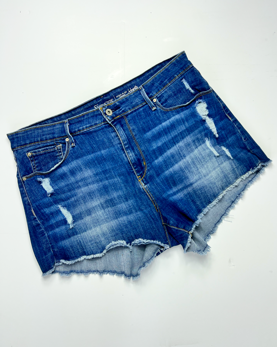 Y2K Levi's Signature High Rise Blue Distressed Short Denim Shorts - UK 18