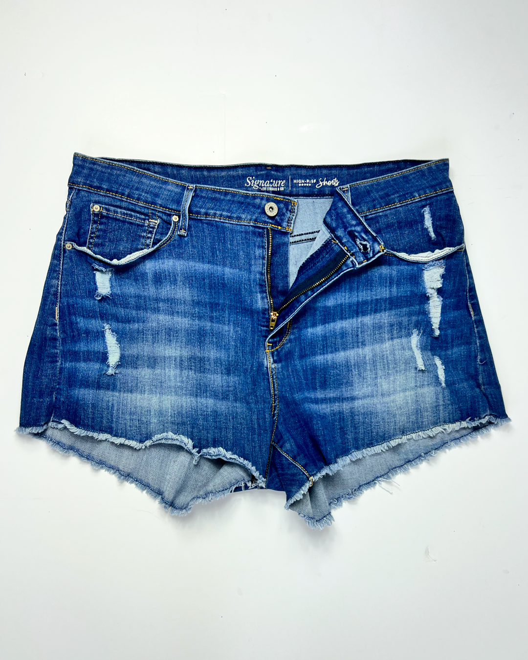 Y2K Levi's Signature High Rise Blue Distressed Short Denim Shorts - UK 18
