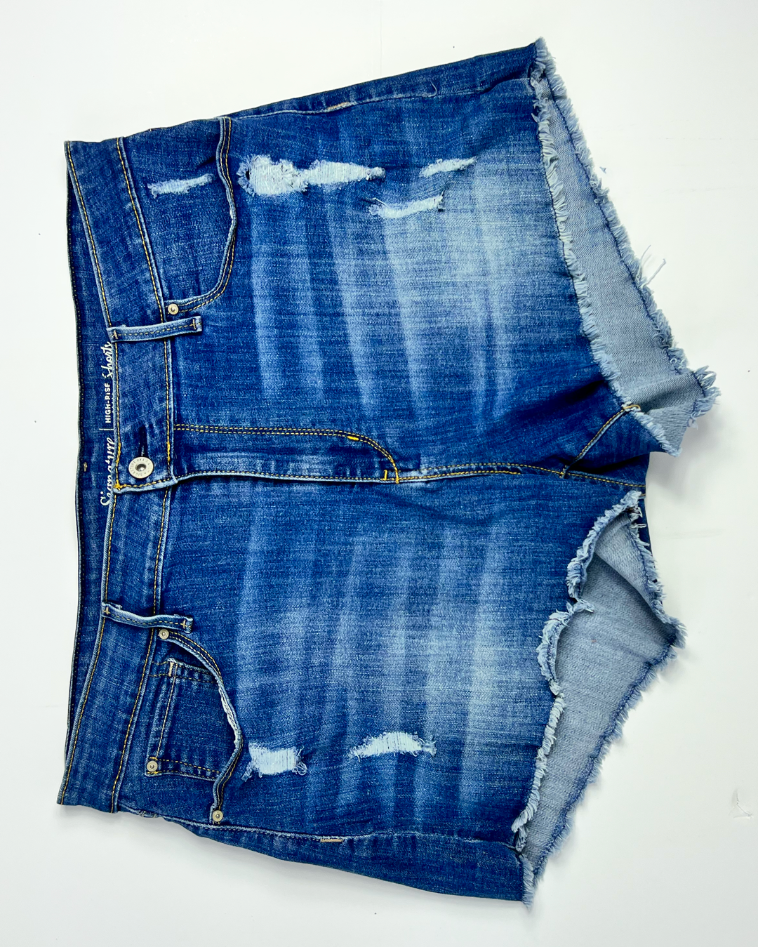 Y2K Levi's Signature High Rise Blue Distressed Short Denim Shorts - UK 18