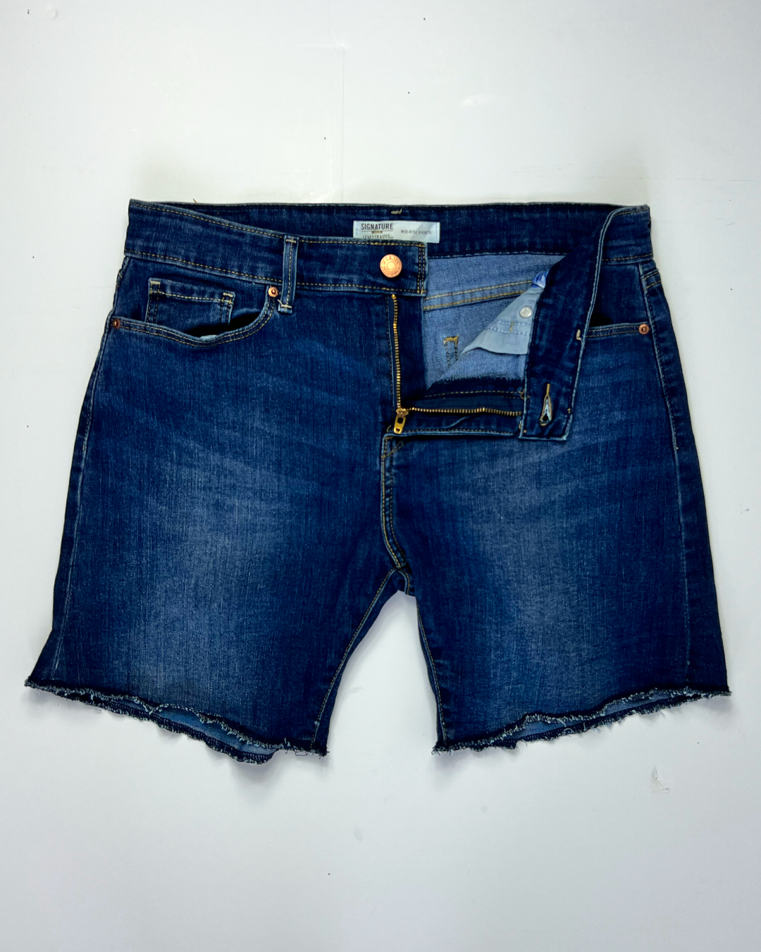 Levi's Dark Blue Signature Denim Midi Shorts - UK8