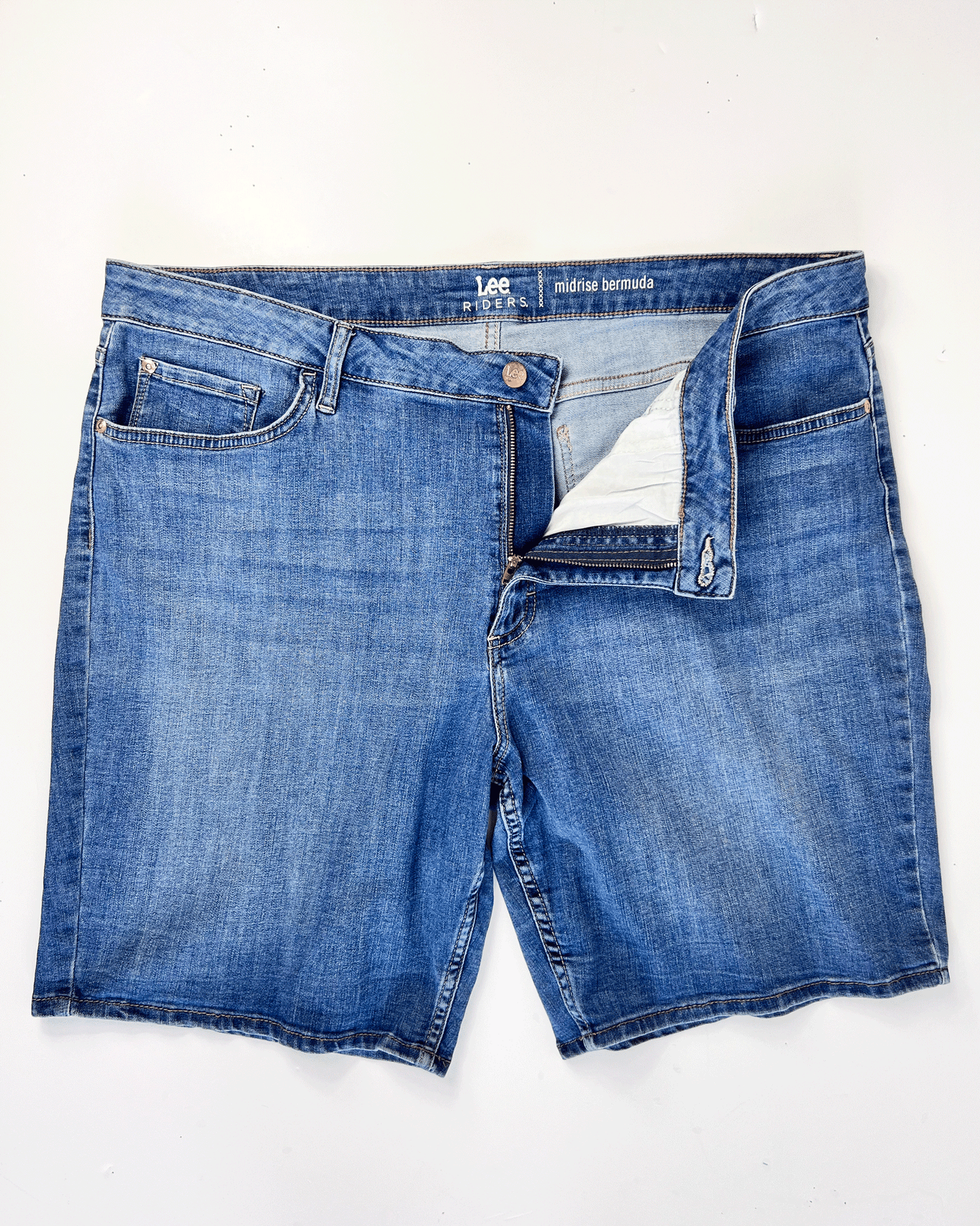 Lee Riders Mid Blue Denim Bermuda Shorts - UK 20