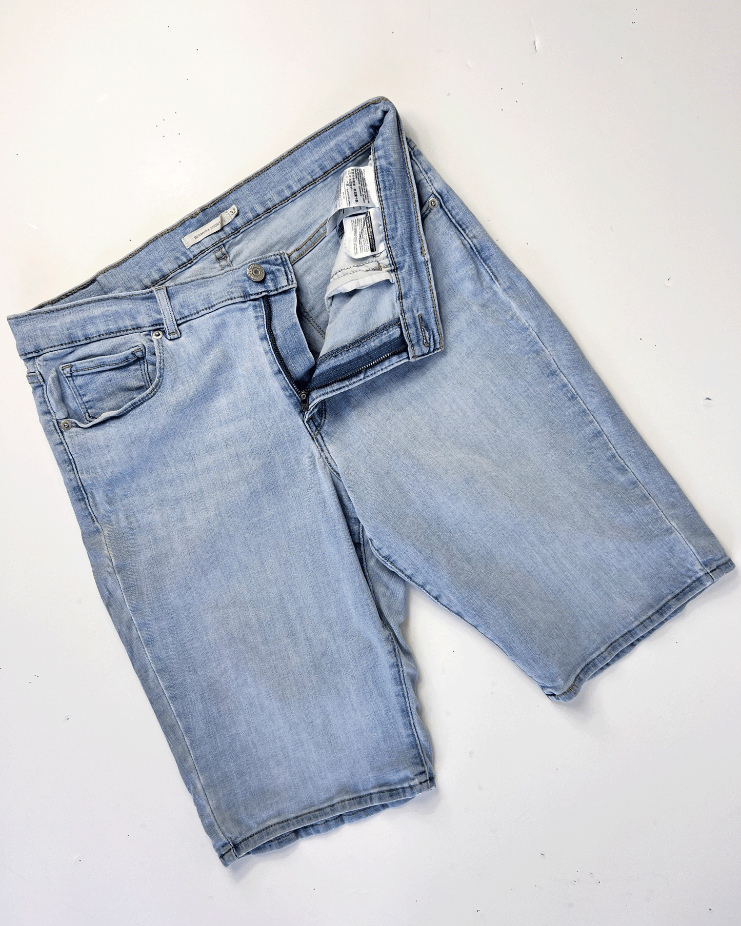 Light Blue Levis Denim Bermuda Shorts - UK 14