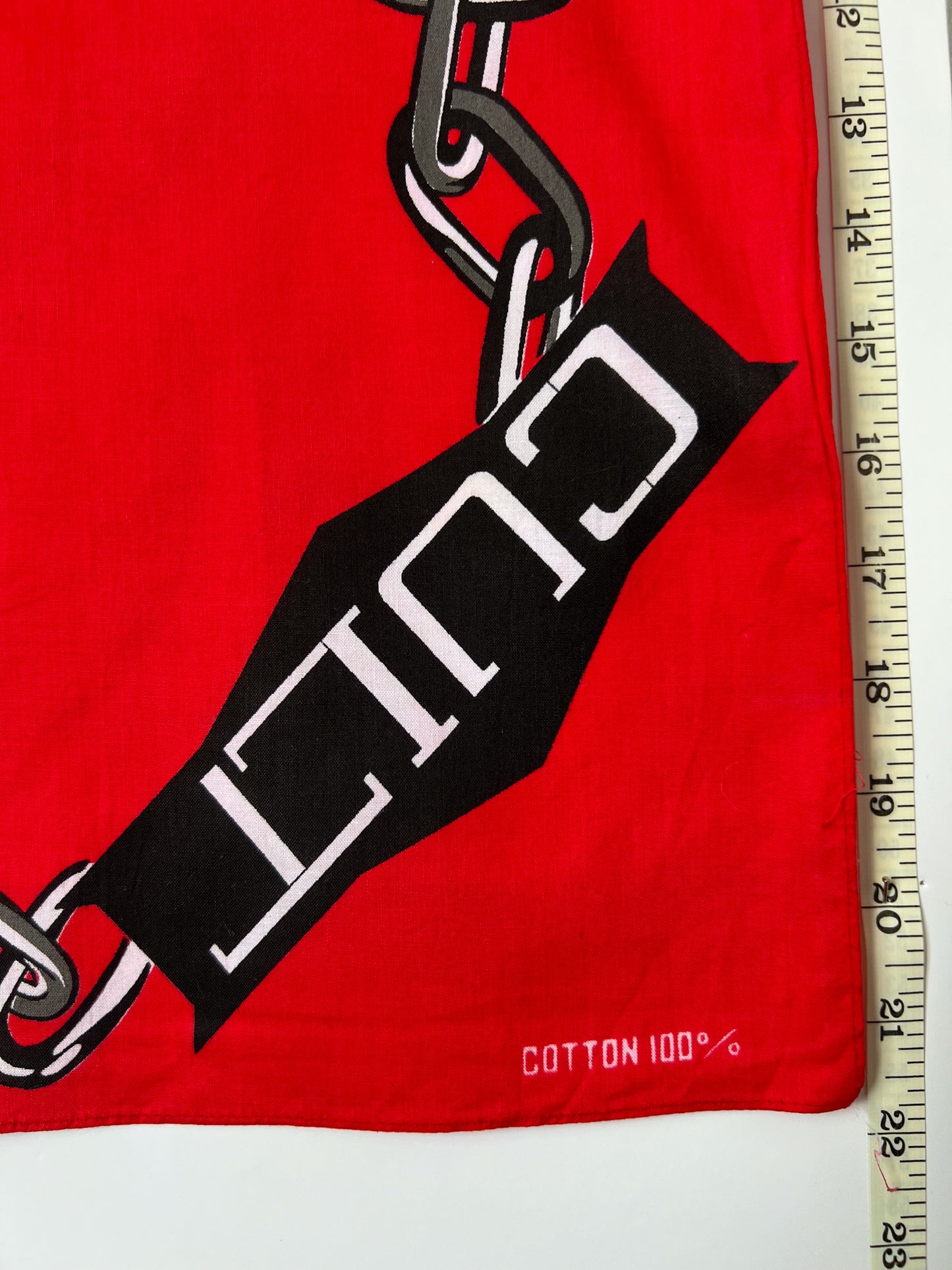 Red & Black 'Cult' Slogan & Chain Bandana