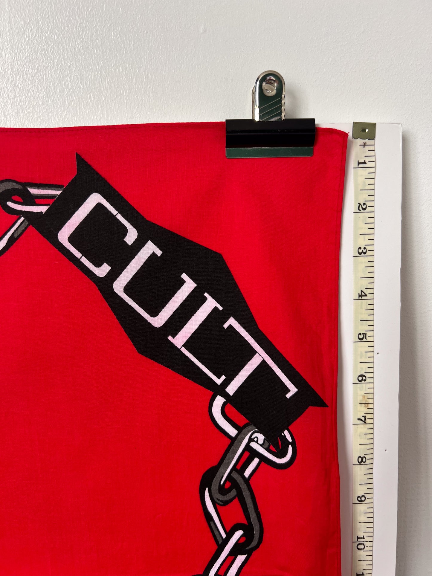 Red & Black 'Cult' Slogan & Chain Bandana