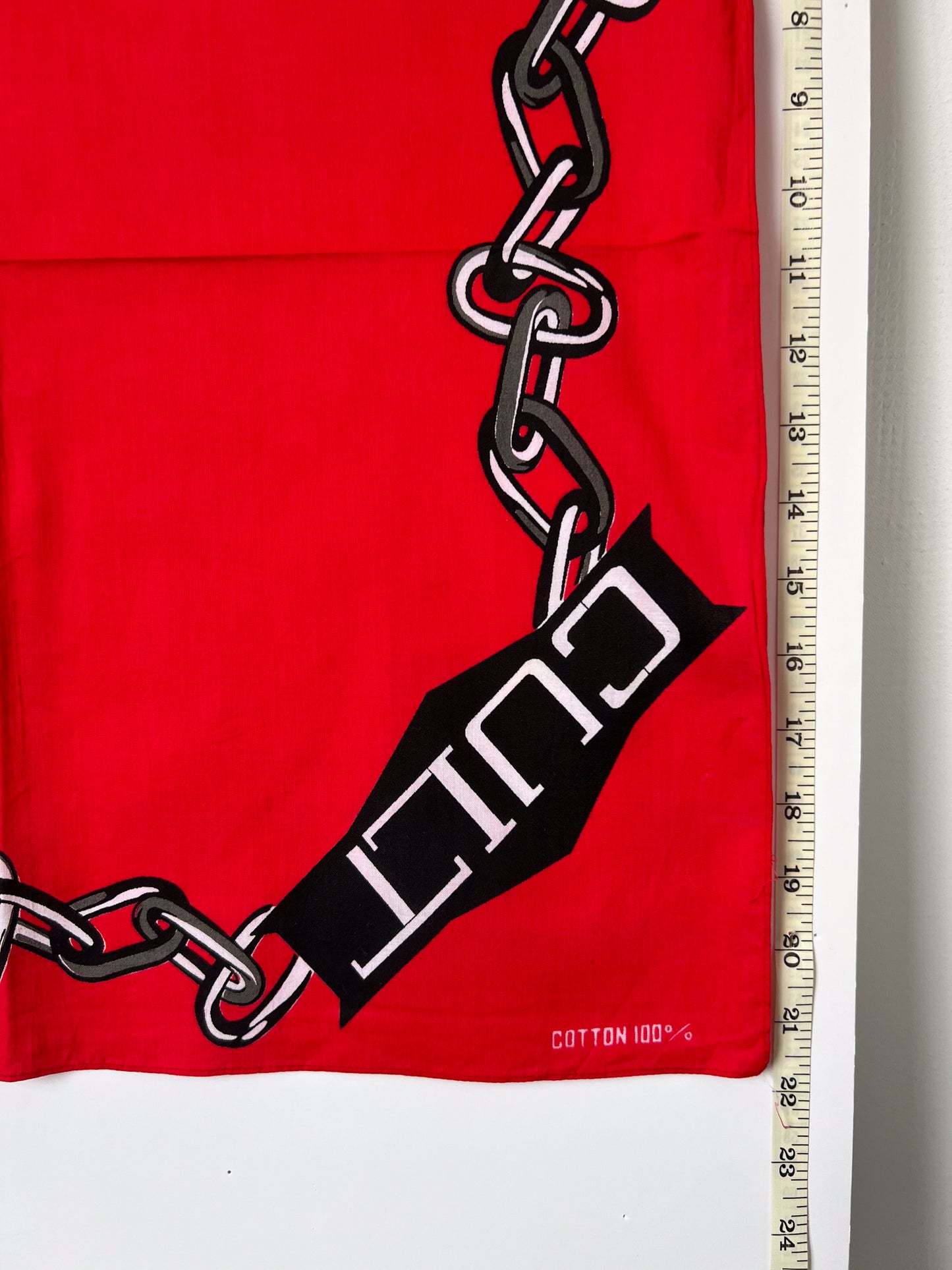 Red & Black 'Cult' Slogan & Chain Bandana