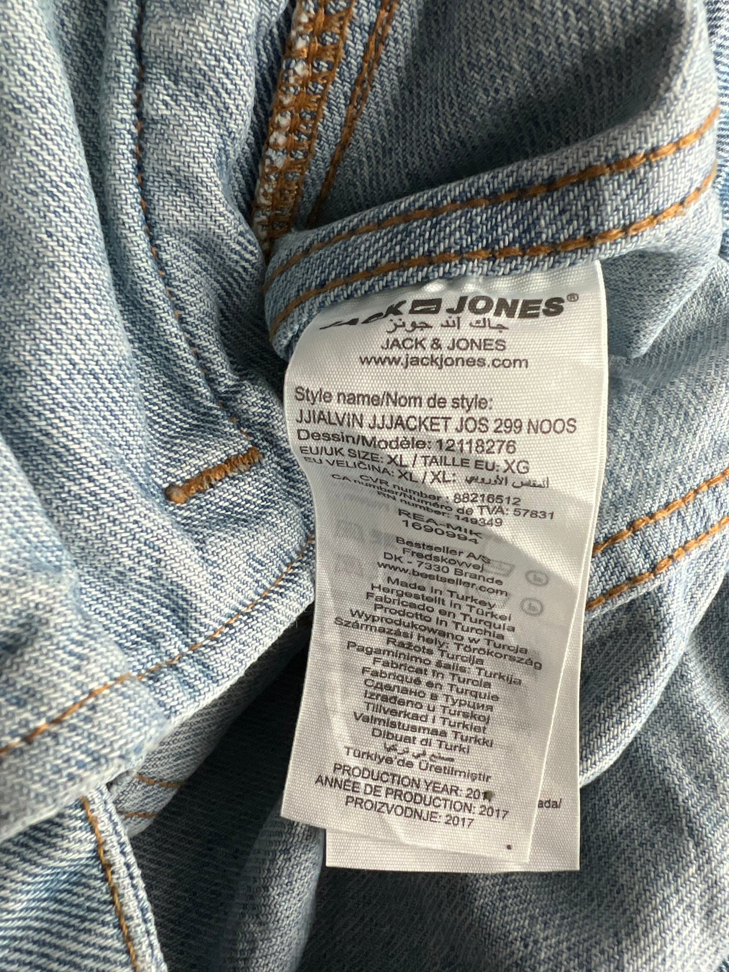 Jack & Jones Light Blue Denim Trucker Jacket - Medium