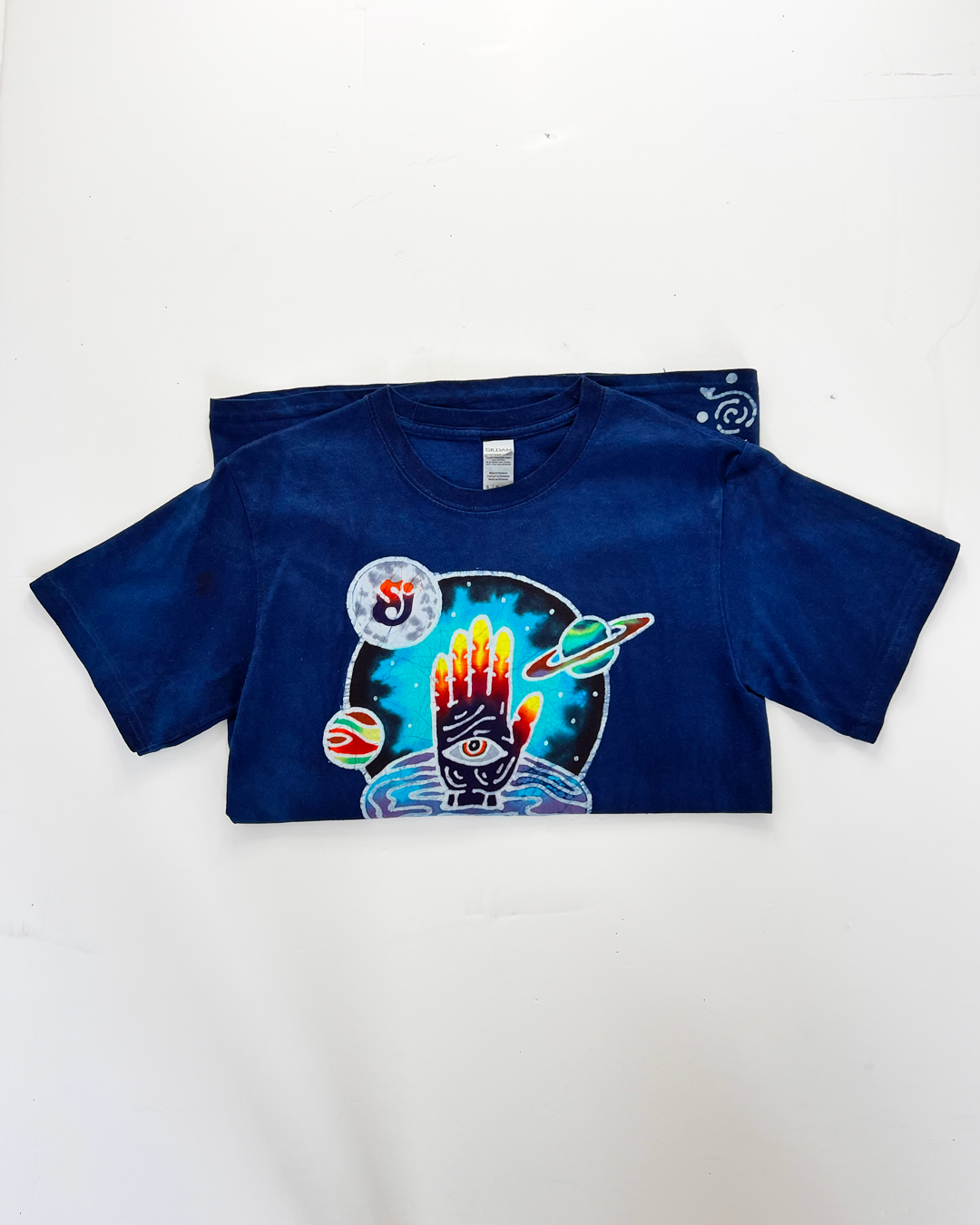 Blue Ombre Hand Of Fatima Graphic T-Shirt - Small