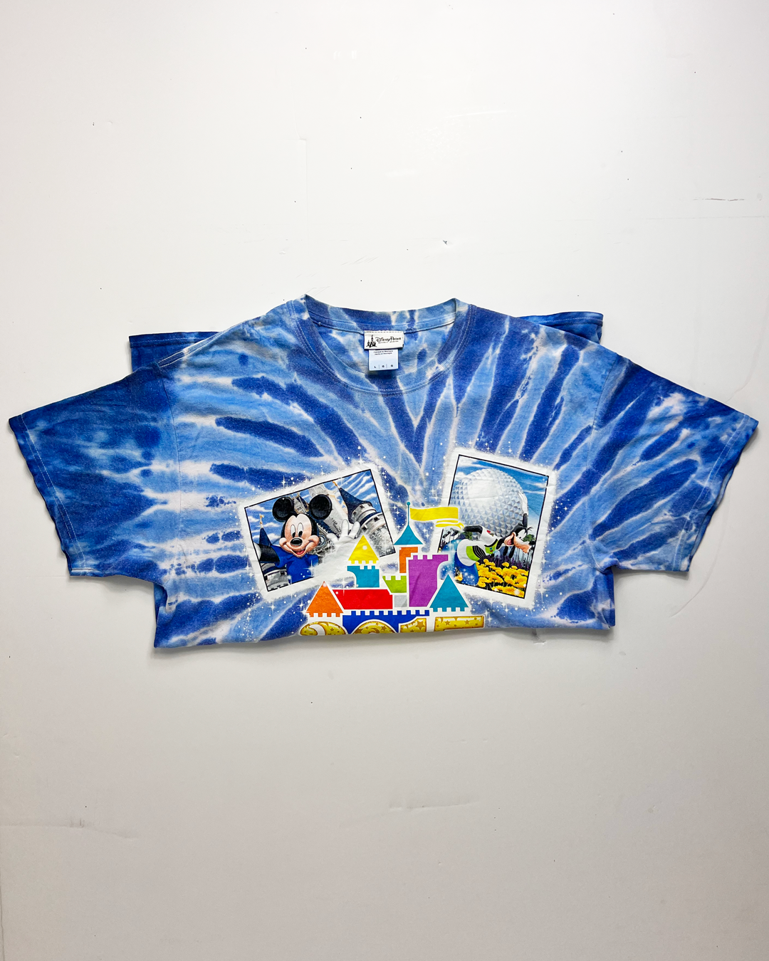 2015 Walt Disney World Blue Tie-Dye T-Shirt - Large