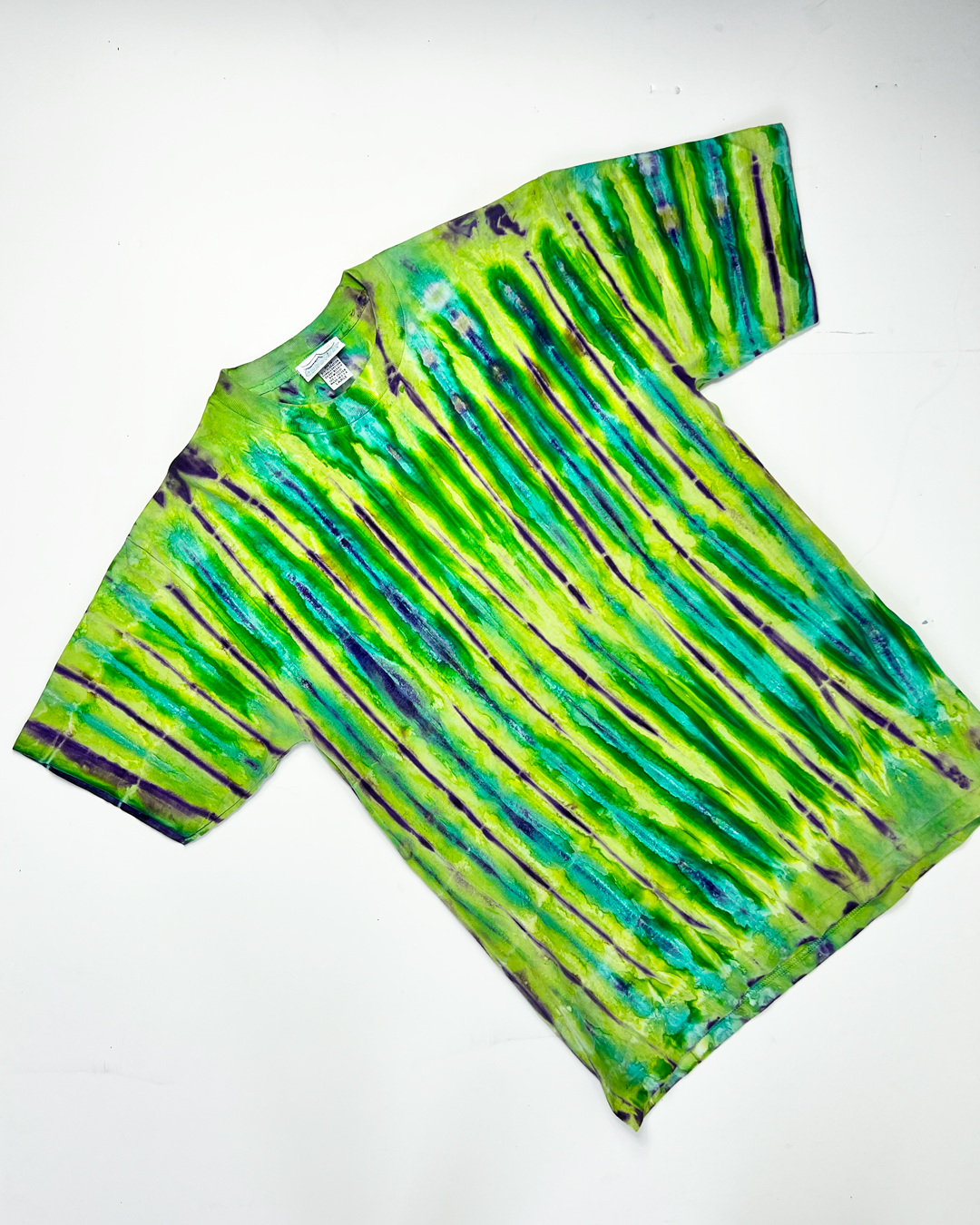 Vertical Neon & Purple Tie-Dye Vintage T-Shirt - Large