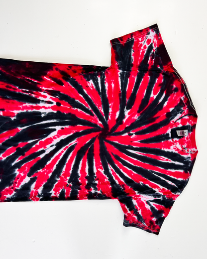 Red & Black Tie-Dye T-Shirt - Medium