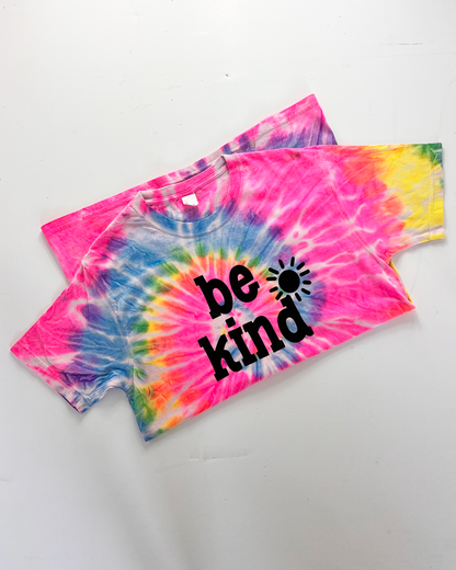 Be Kind Slogan Neon Tie-Dye T-Shirt - Medium
