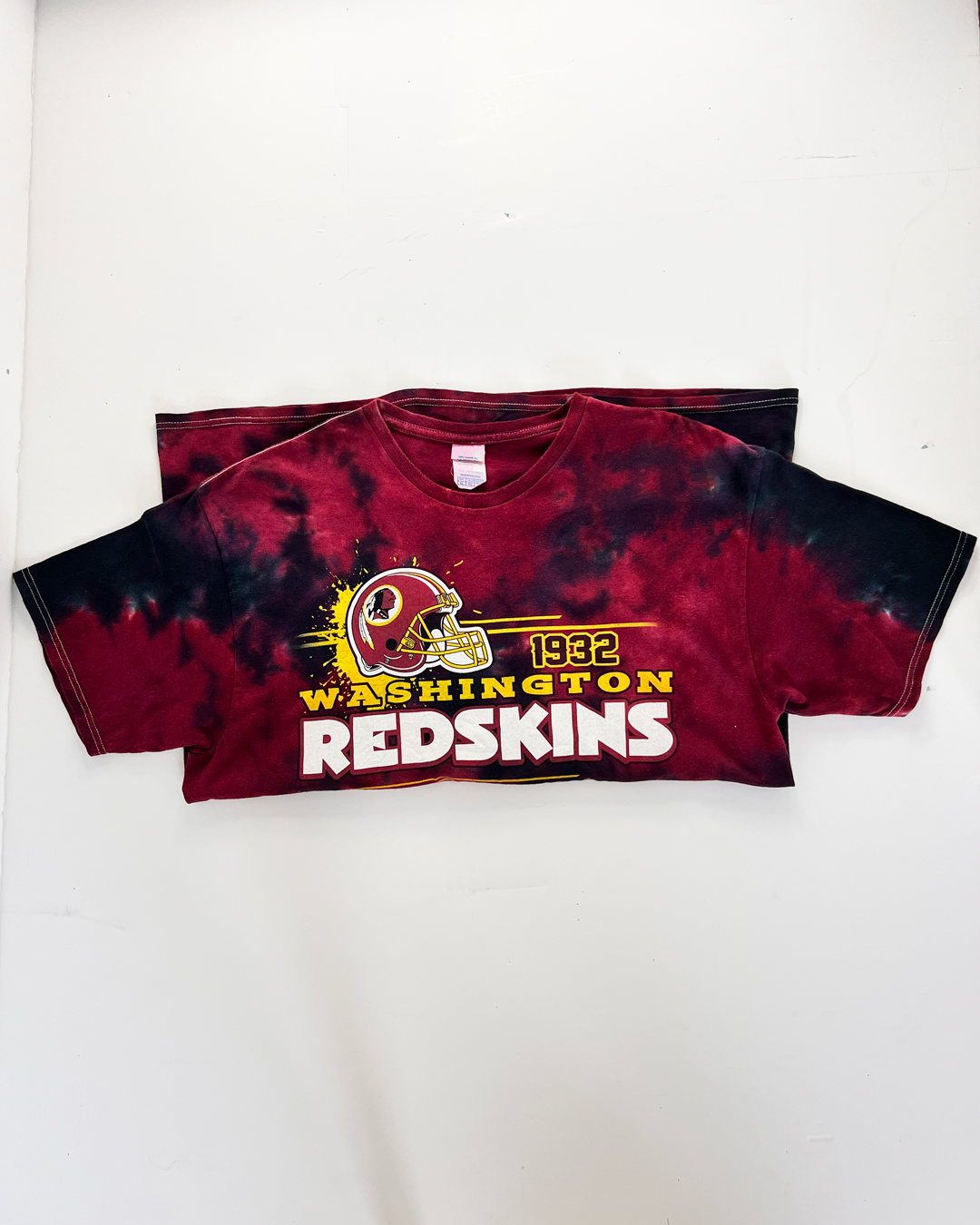 Washington Redskins Graphic Tie-Dye T-Shirt - X Large